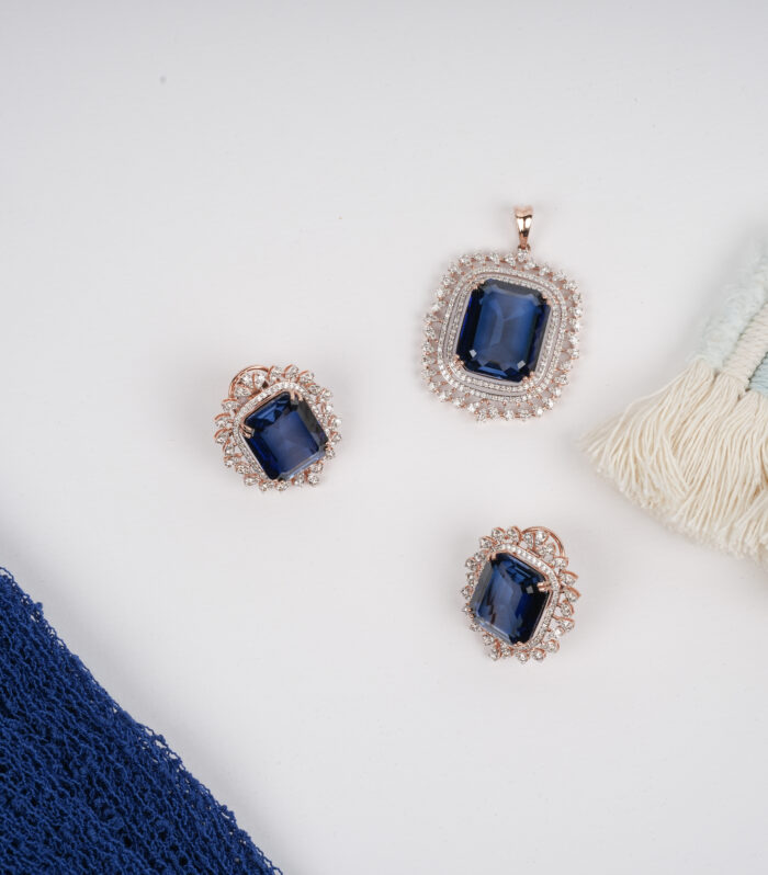 Emeral Stone Diamond Motif Stud